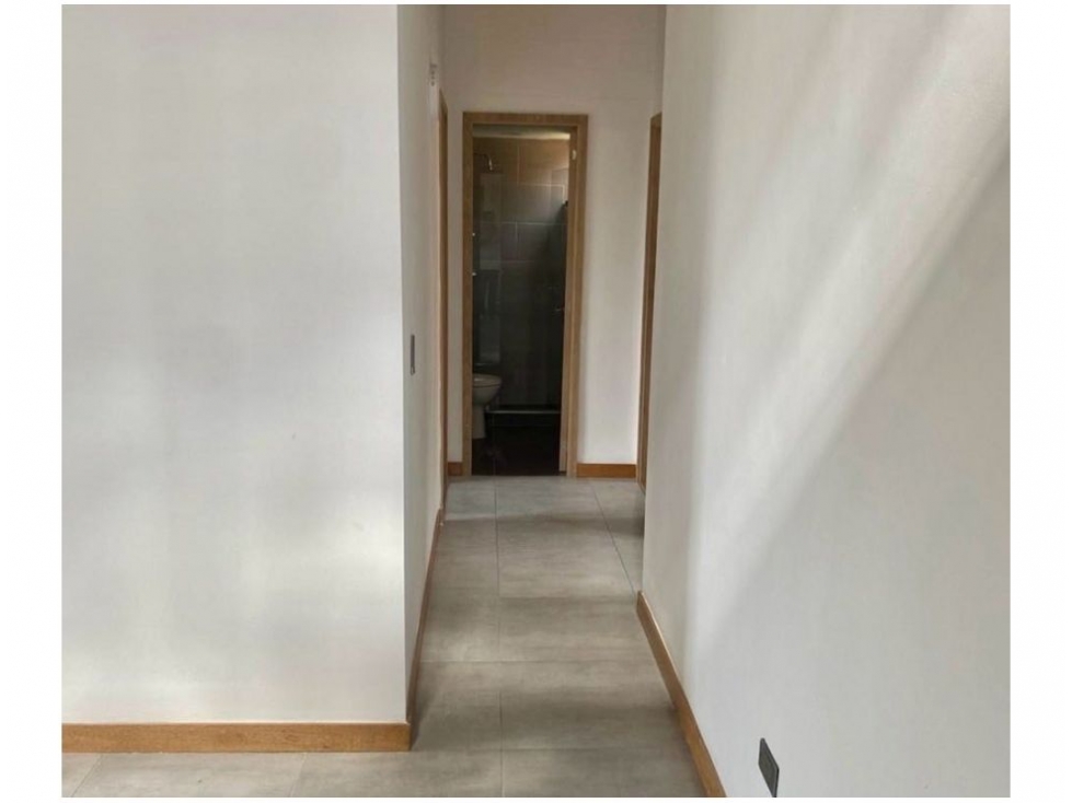 Apartamento en venta en Loma Del Escobero, Envigado · foto 2 de 14