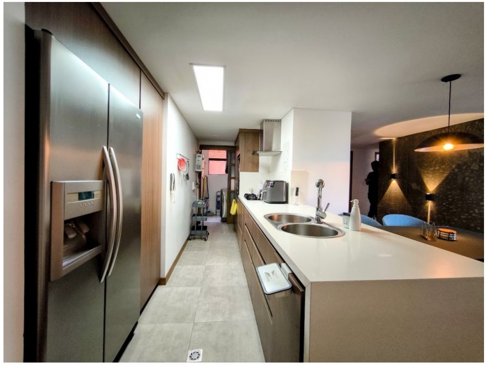 Apartamento en venta en Belen Malibu, Medellín · foto 3 de 13