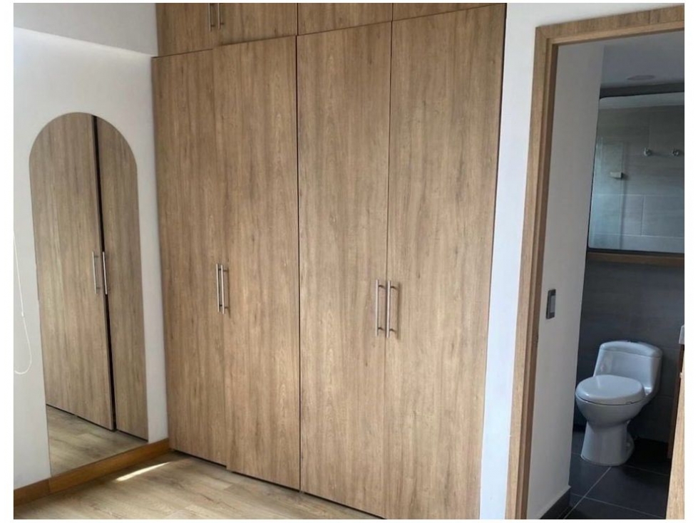 Apartamento en venta en Loma Del Escobero, Envigado · foto 6 de 14