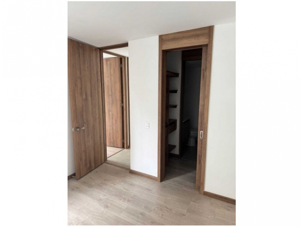 Apartamento en venta en Zona Centro, Envigado · foto 10 de 17