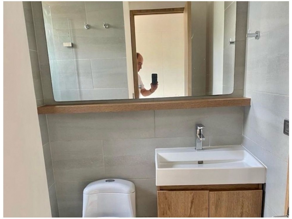 Apartamento en venta en Loma Del Escobero, Envigado · foto 11 de 14