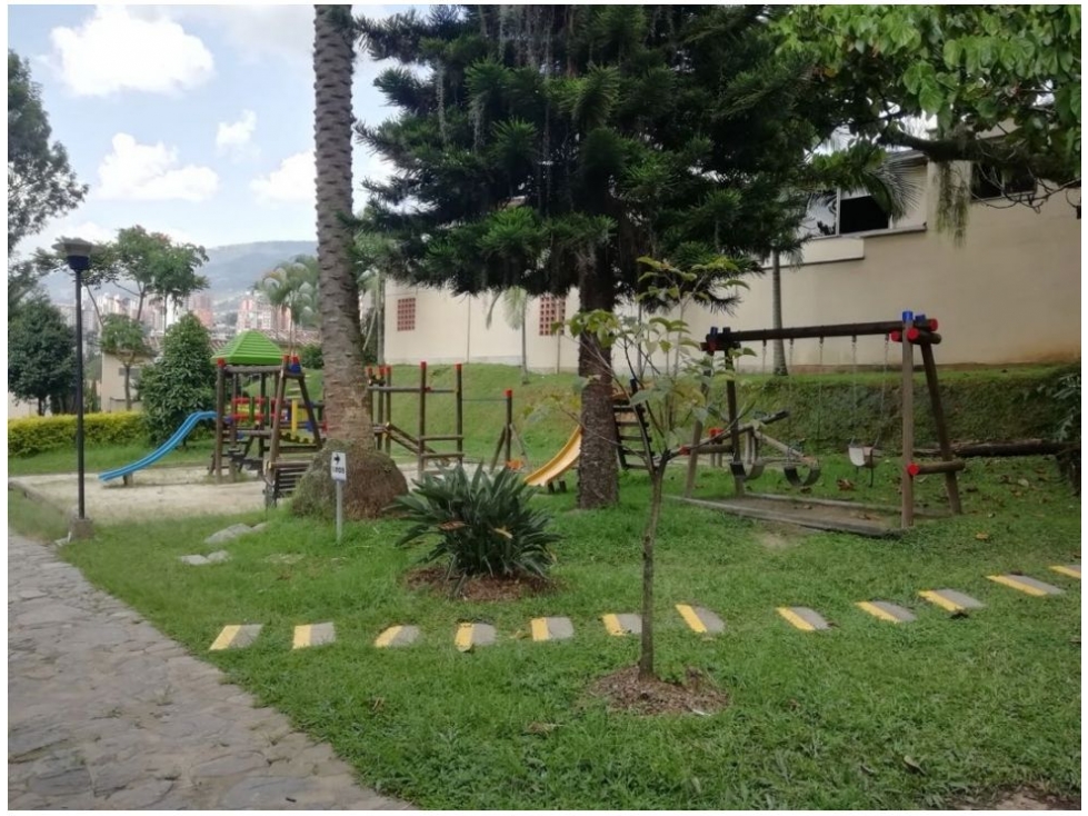Apartamento en venta en Loma Del Escobero, Envigado · foto 12 de 14