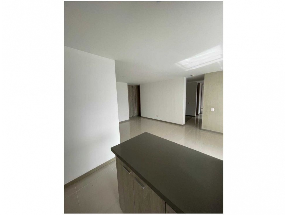 Apartamento en venta en Zona Centro, Envigado · foto 5 de 16