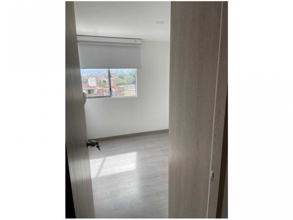 Apartamento en venta en Zona Centro, Envigado · foto 7 de 16