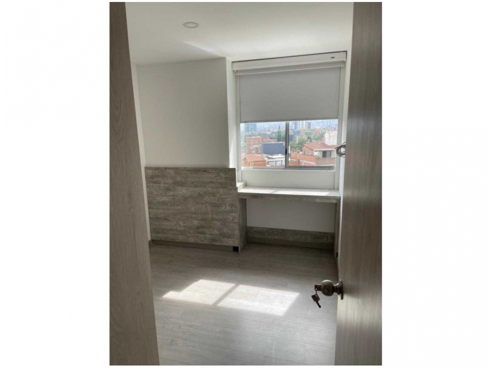 Apartamento en venta en Zona Centro, Envigado · foto 13 de 16