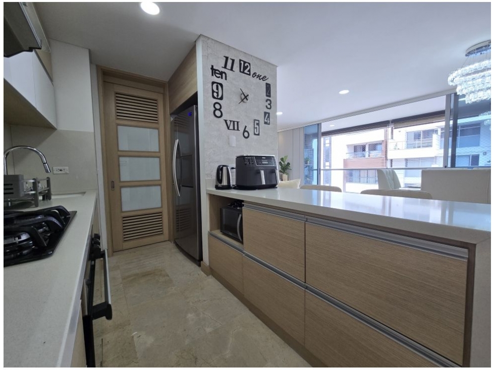Apartamento en venta en Laureles, Medellín · foto 6 de 17