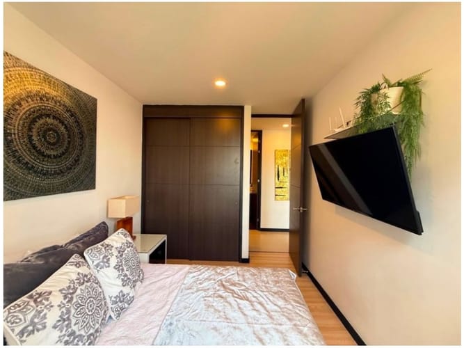 Apartamento de 3 alcobas en venta en Altos Del Poblado, Medellín, 87 m² · foto 4 de 11