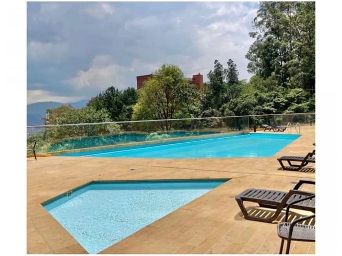 Apartamento de 3 alcobas en venta en Altos Del Poblado, Medellín, 87 m² · foto 11 de 11