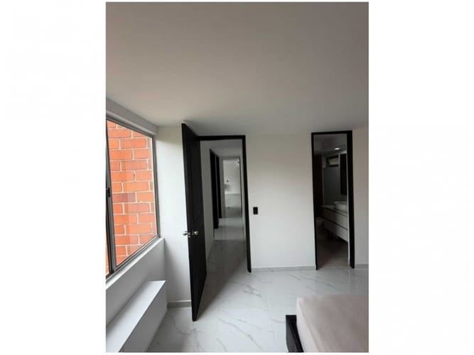 Apartaestudio en venta en Loma De Los Bernal, Medellín, 73 m² · foto 13 de 24