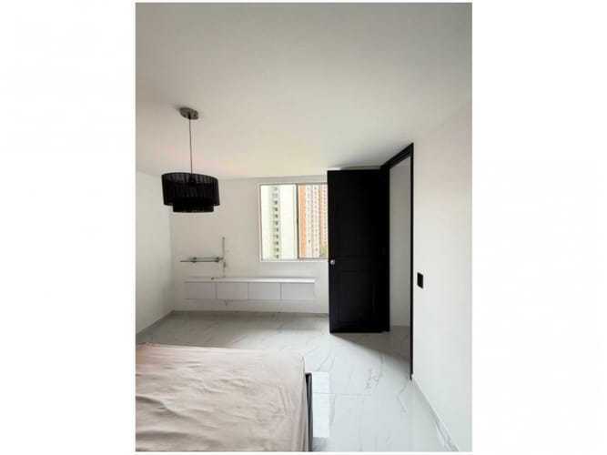 Apartaestudio en venta en Loma De Los Bernal, Medellín, 73 m² · foto 14 de 24