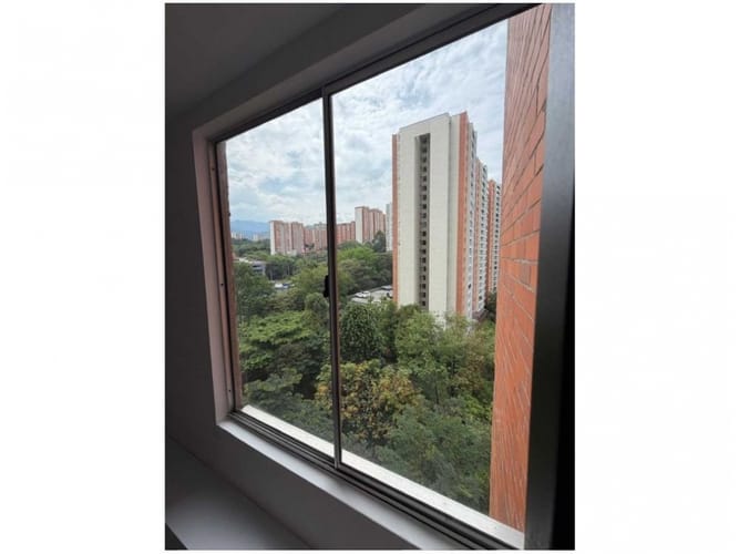 Apartaestudio en venta en Loma De Los Bernal, Medellín, 73 m² · foto 16 de 24