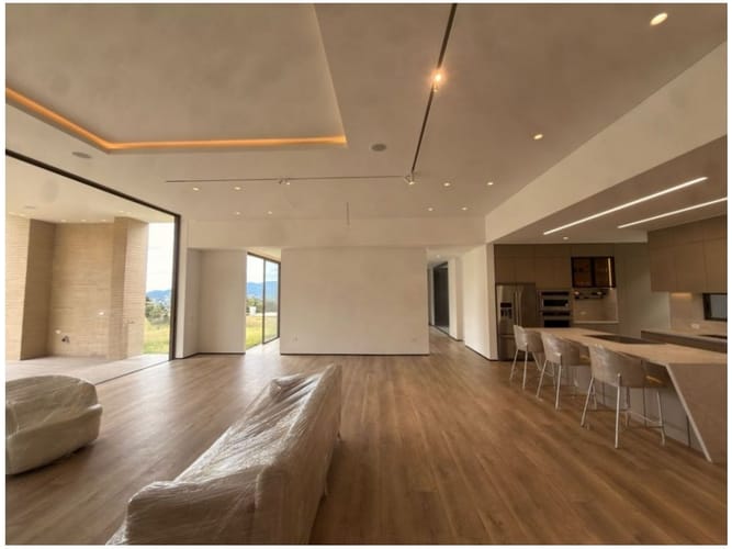 Casa de 3 alcobas en venta en Pantanillo, El Retiro, 1800 m² · foto 10 de 24