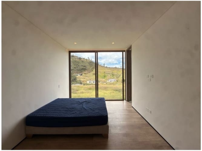 Casa de 3 alcobas en venta en Pantanillo, El Retiro, 1800 m² · foto 17 de 24
