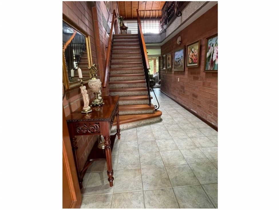 Casa en venta en Zona Centro, Envigado · foto 4 de 13