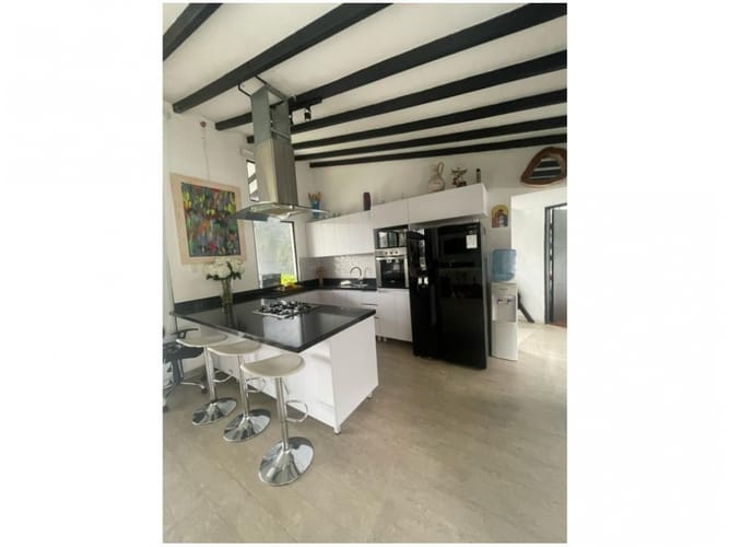 Casa de 3 alcobas en venta en La Encarnacion, El Retiro, 300 m² · foto 2 de 24