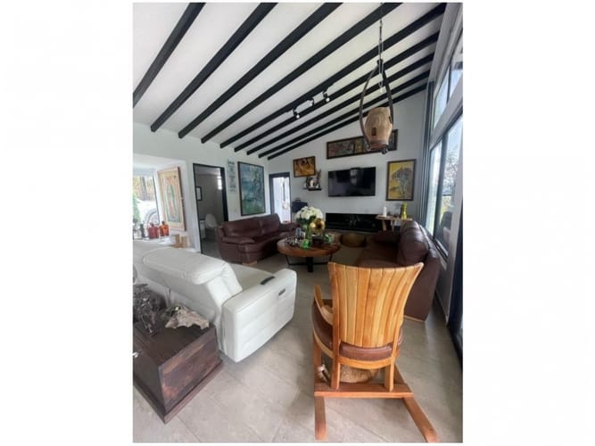 Casa de 3 alcobas en venta en La Encarnacion, El Retiro, 300 m² · foto 4 de 24