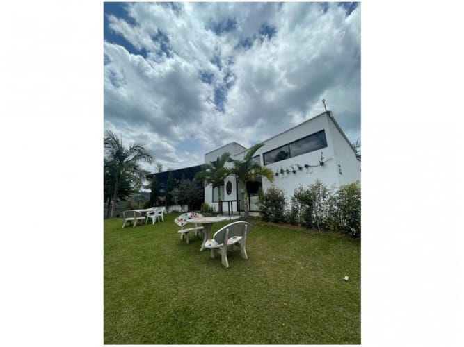 Casa de 3 alcobas en venta en La Encarnacion, El Retiro, 300 m² · foto 18 de 24