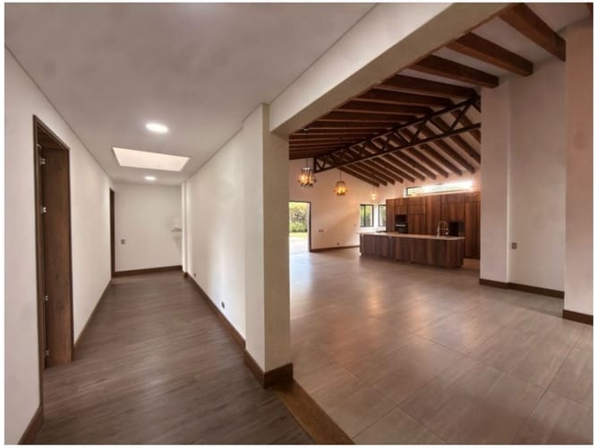 Casa de 4 alcobas en venta en Llano Grande, Rionegro, 1750 m² · foto 16 de 24