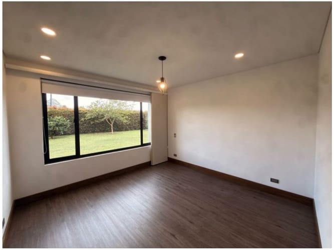 Casa de 4 alcobas en venta en Llano Grande, Rionegro, 1750 m² · foto 21 de 24