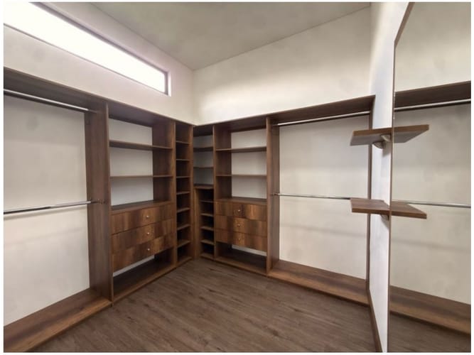 Casa de 4 alcobas en venta en Llano Grande, Rionegro, 1750 m² · foto 23 de 24