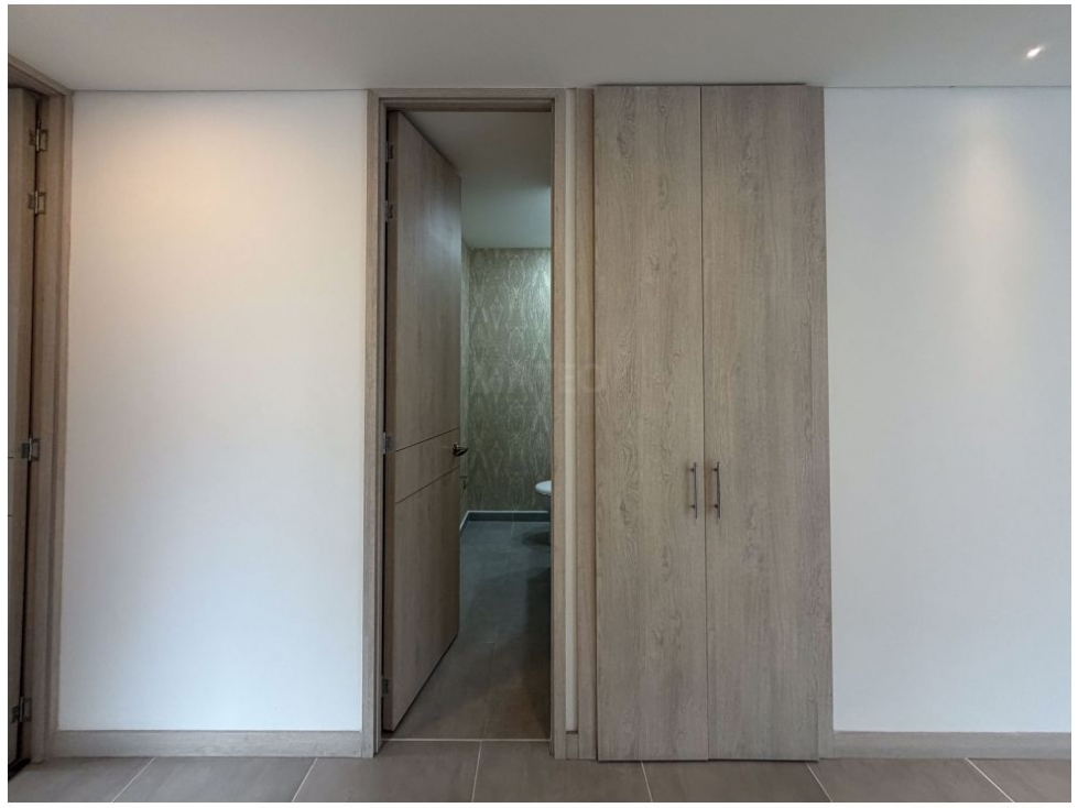 Apartamento en venta en Loma Del Esmeraldal, Envigado · foto 10 de 24