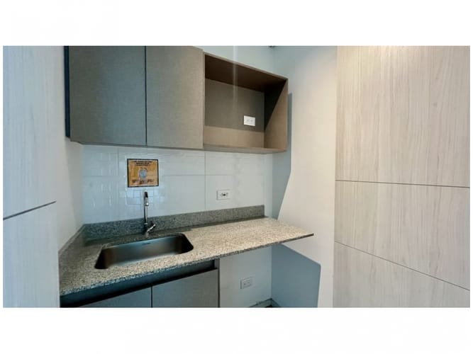 Oficina en venta en Los Balsos, Medellín, 50 m² · foto 5 de 12