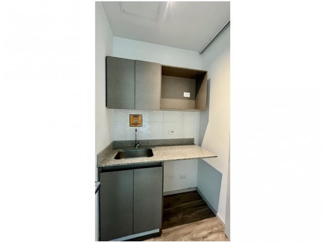 Oficina en venta en Los Balsos, Medellín, 50 m² · foto 8 de 12