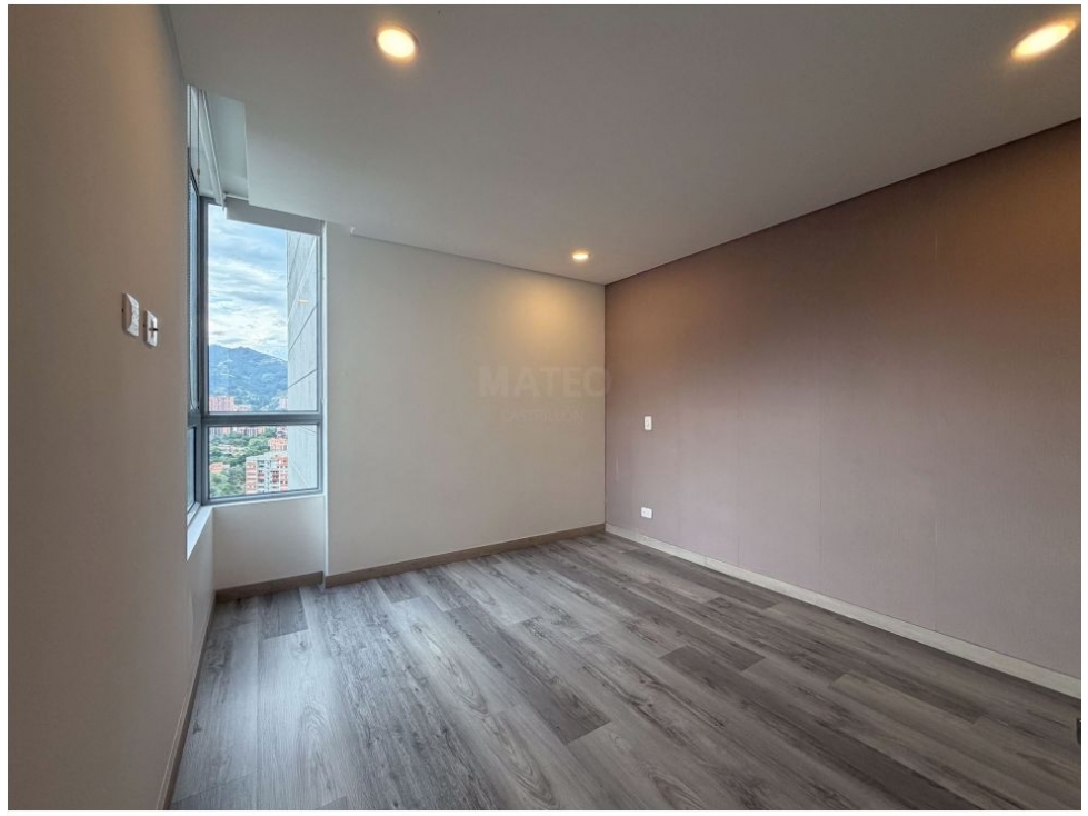 Apartamento en venta en Loma Del Esmeraldal, Envigado · foto 18 de 24