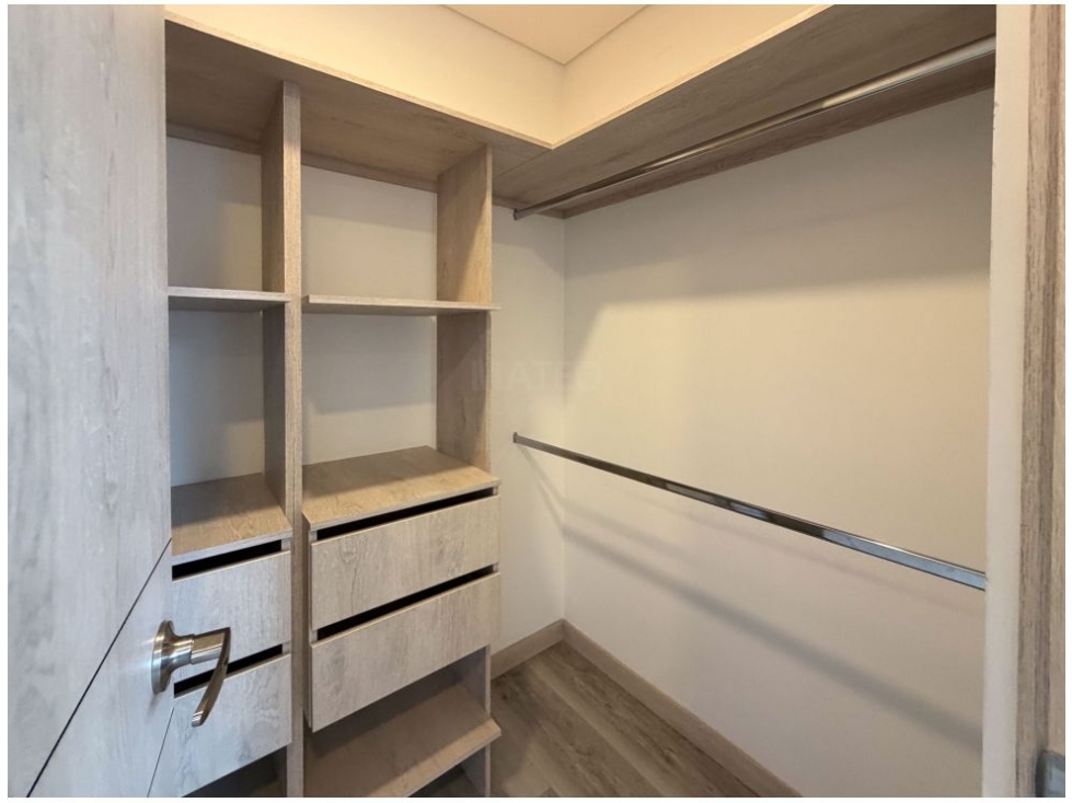 Apartamento en venta en Loma Del Esmeraldal, Envigado · foto 20 de 24