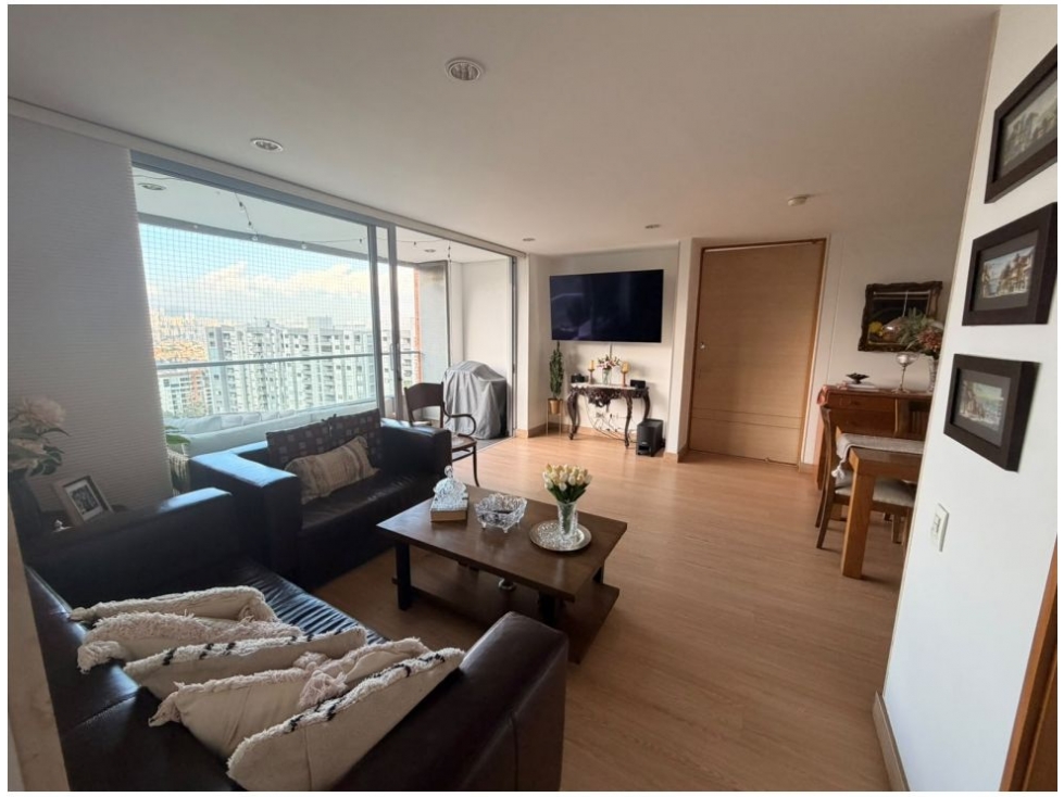 Apartamento en venta en Loma Benedictinos, Envigado · foto 5 de 19