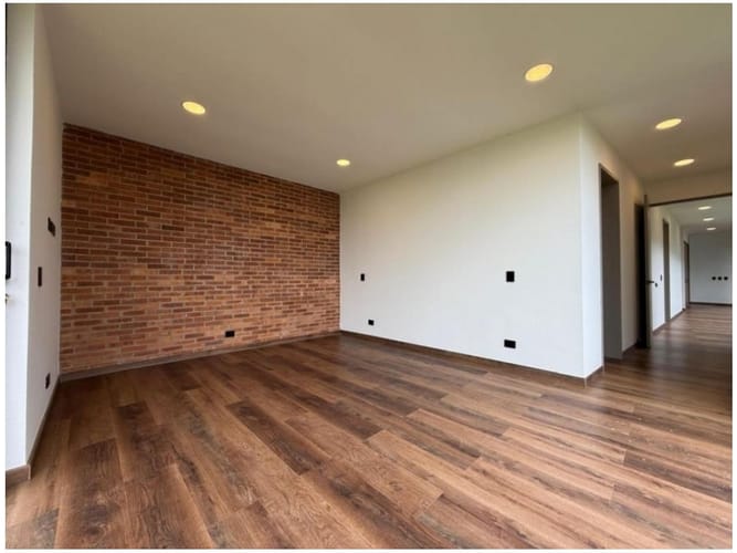 Casa de 3 alcobas en venta en Las Palmas, Envigado, 331 m² · foto 10 de 22