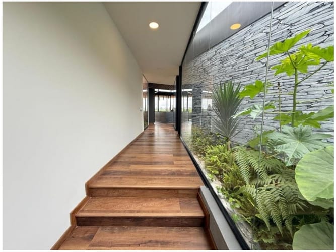 Casa de 3 alcobas en venta en Las Palmas, Envigado, 331 m² · foto 21 de 22