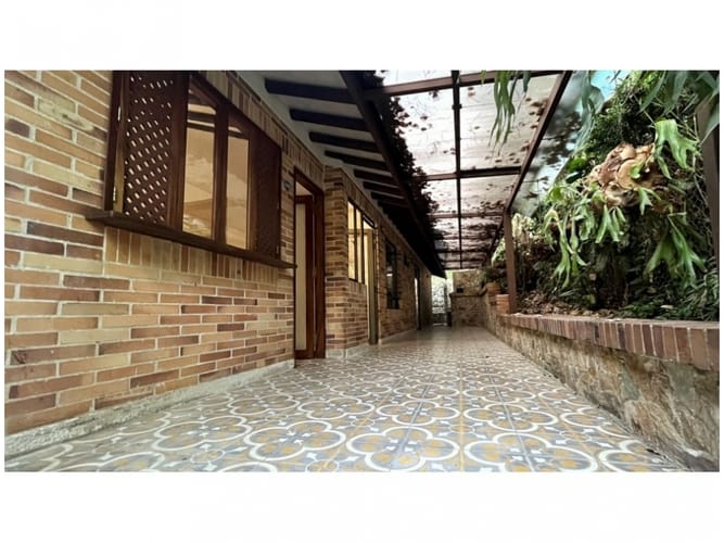 Casa en venta en Loma De Las Brujas, Envigado · foto 18 de 19