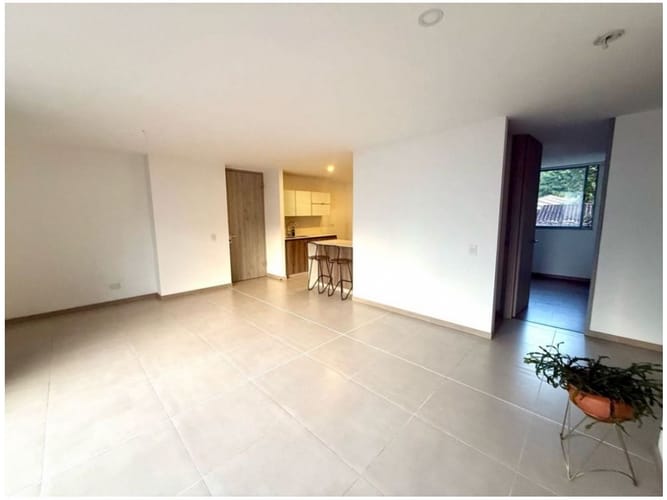 Apartamento de 3 alcobas en venta en La Visitación, Medellín, 108 m² · foto 9 de 24