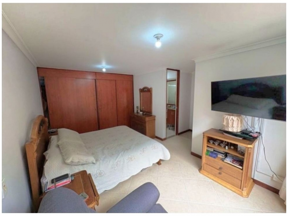 Apartamento en venta en El Poblado, Medellín · foto 9 de 13