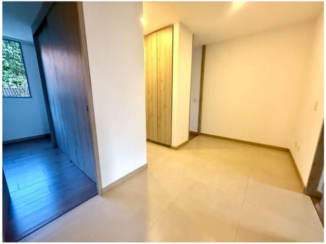 Apartamento de 3 alcobas en venta en La Visitación, Medellín, 108 m² · foto 18 de 24