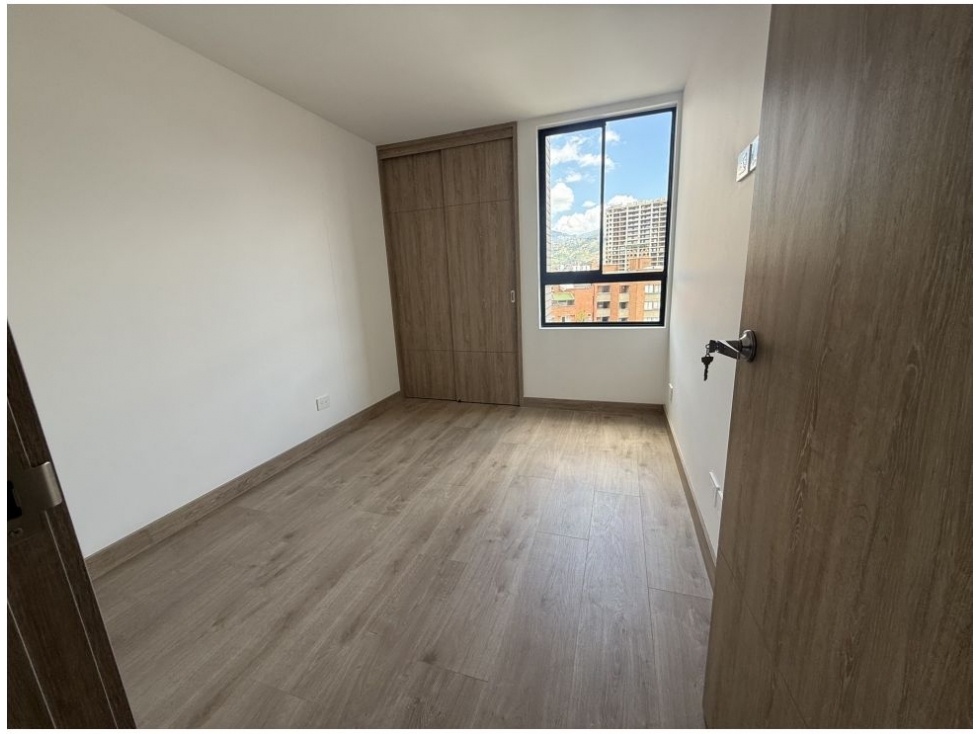 Apartamento en venta en Laureles, Medellín · foto 15 de 23