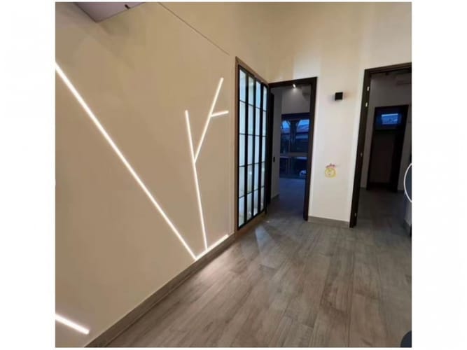 Casa de 3 alcobas en venta en Loma El Atravesado, Envigado, 215 m² · foto 17 de 24