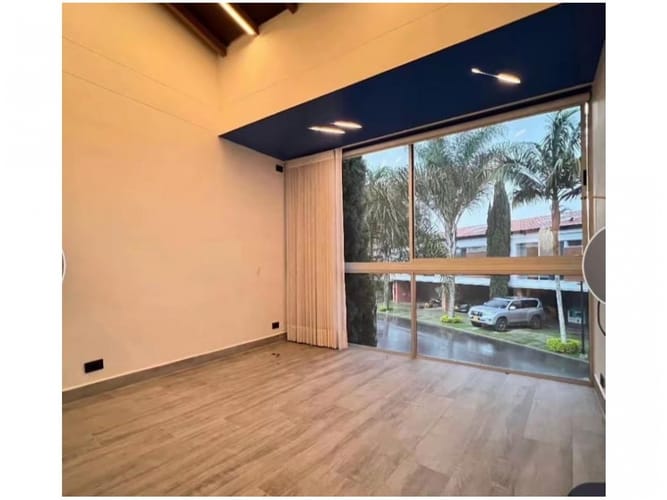 Casa de 3 alcobas en venta en Loma El Atravesado, Envigado, 215 m² · foto 21 de 24