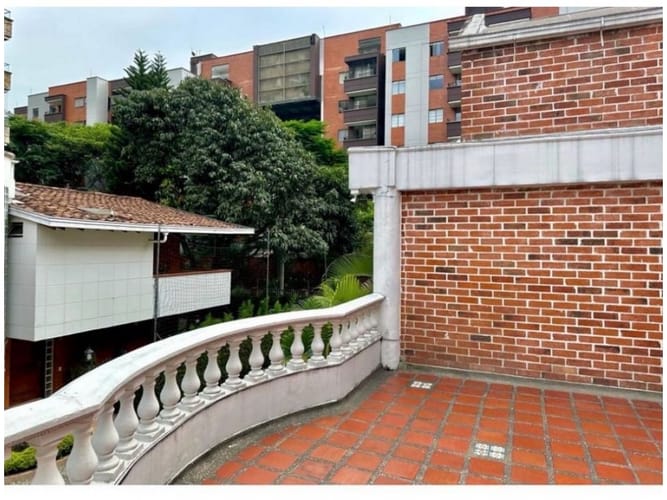 Casa de 4 alcobas en venta en Otraparte, Medellín, 369 m² · foto 9 de 10