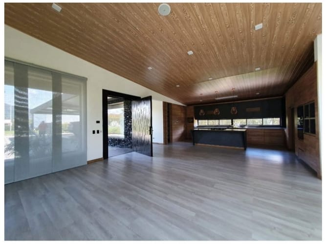 Casa de 3 alcobas en venta en Llano Grande, Rionegro, 540 m² · foto 4 de 24