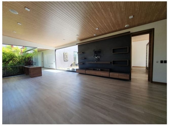 Casa de 3 alcobas en venta en Llano Grande, Rionegro, 540 m² · foto 5 de 24