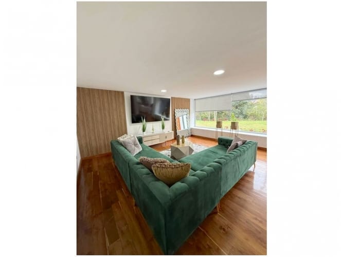 Casa de 5 alcobas en venta en Carrizales, Envigado, 495 m² · foto 9 de 21