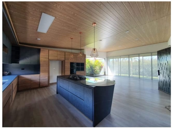 Casa de 3 alcobas en venta en Llano Grande, Rionegro, 540 m² · foto 12 de 24