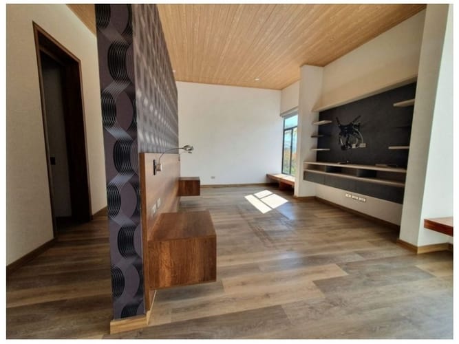 Casa de 3 alcobas en venta en Llano Grande, Rionegro, 540 m² · foto 17 de 24