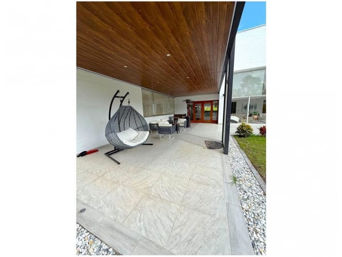Casa de 5 alcobas en venta en Carrizales, Envigado, 495 m² · foto 16 de 21