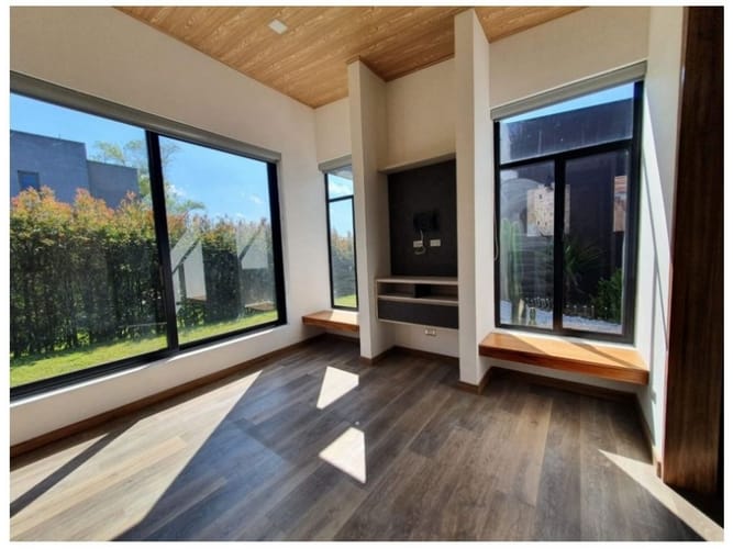 Casa de 3 alcobas en venta en Llano Grande, Rionegro, 540 m² · foto 19 de 24