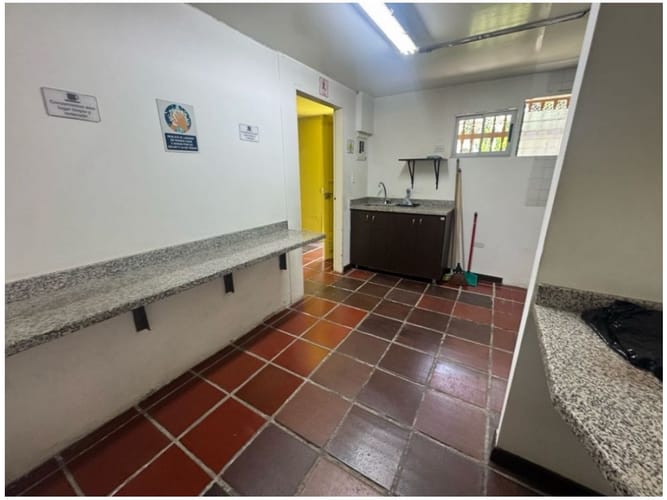 Casa en venta en Las Lomas No.1, Medellín, 680 m² · foto 8 de 18
