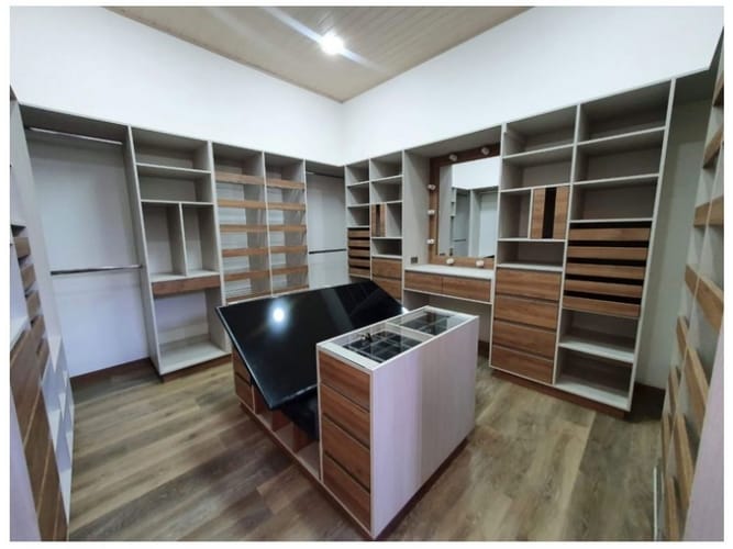 Casa de 3 alcobas en venta en Llano Grande, Rionegro, 540 m² · foto 23 de 24