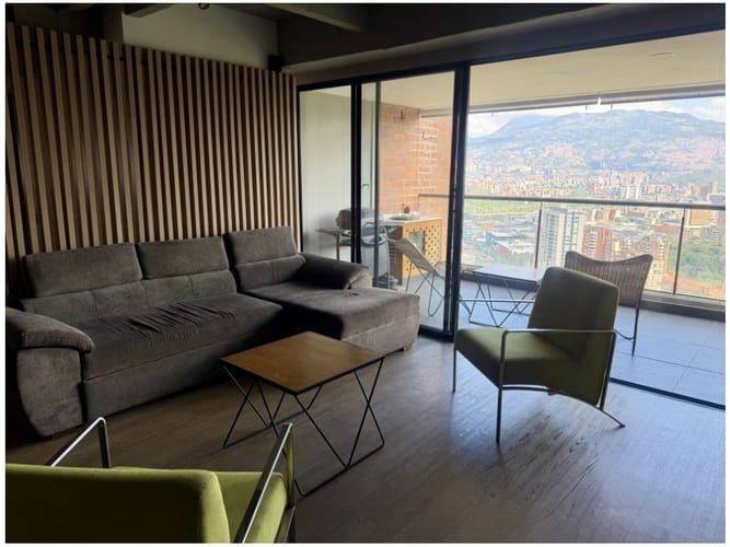 Apartamento en venta en Castropol, Medellín · foto 4 de 12